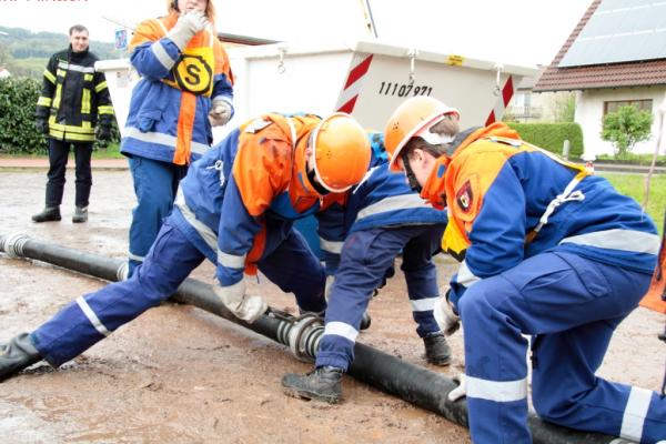 Jugendfeuerwehr beim Stadtpokal