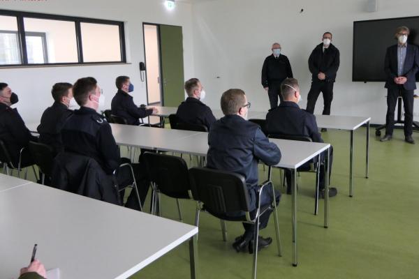 Begrüßung im Unterrrichtsraum